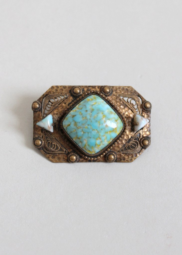 Edwardian Arts and Crafts Glass and Filigree Brass Brooch