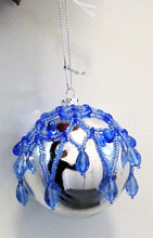 Load image into Gallery viewer, Beautiful handcrafted Christmas beaded baubles