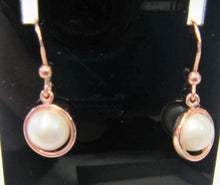 Load image into Gallery viewer, Beautiful handcrafted Pearl and rose gold plated sterling silver jewellery set