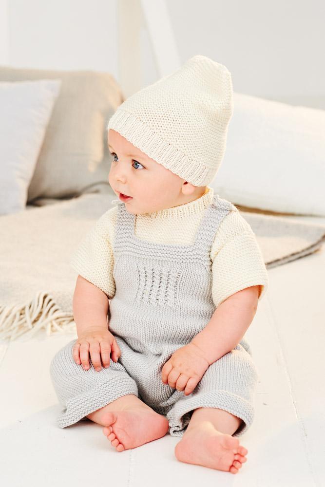 Babies Dungarees and T-Shirt in Stylecraft Bambino (9498)