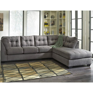 Benchcraft Maier Sectional with Right Side Facing Chaise in Microfiber