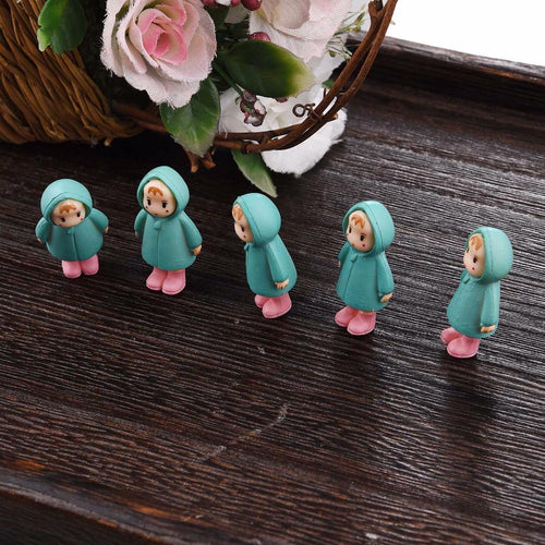 Cute Mini Figurines Miniature Girl Mei Doll Resin Crafts Ornament Fairy Garden Gnomes Moss Terrariums Home Decorations
