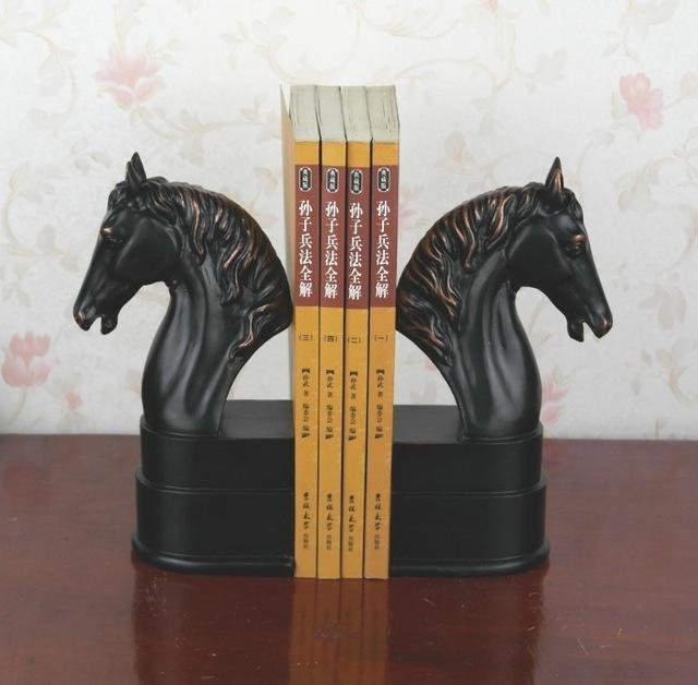 Elegant European Study of HighGrade Office Decorations Resin Crafts Horse Desktop Bookends Best GIFT